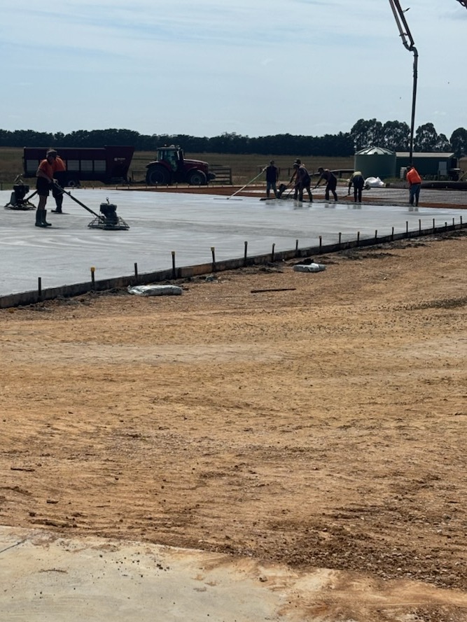 Slab pour & finish — Cowwarr plant.