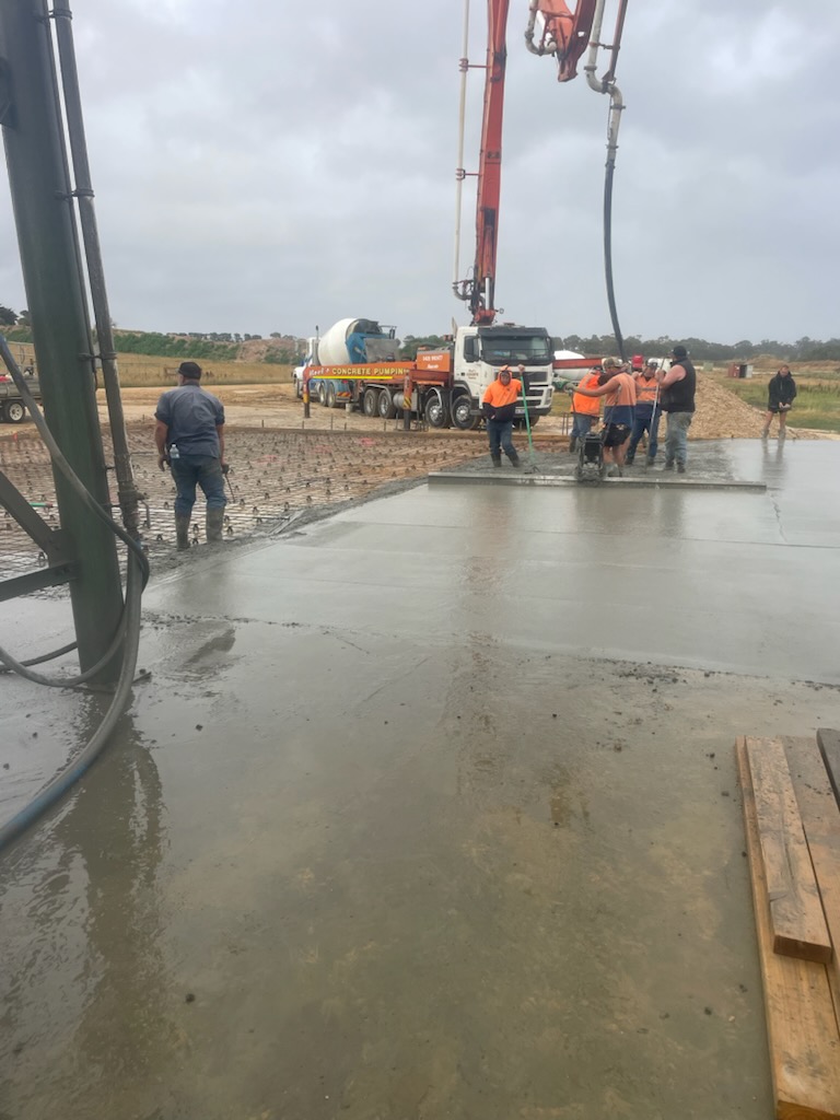 Another slab pour underway — Cowwarr plant.
